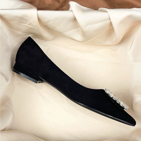 SOLD elegant black shoes - Picture 2 of 2